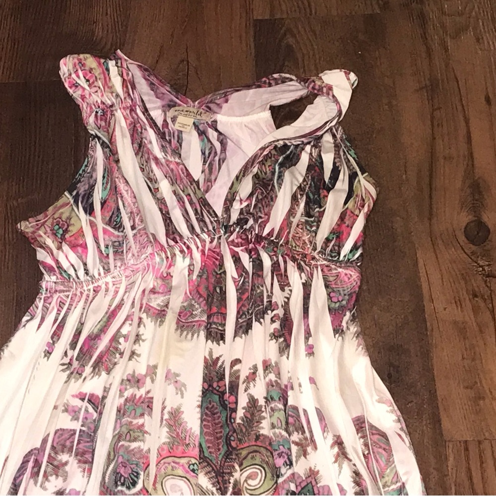 One World size small BEAUTIFUL Printed Maxi Skirt with Pink Paisley Design